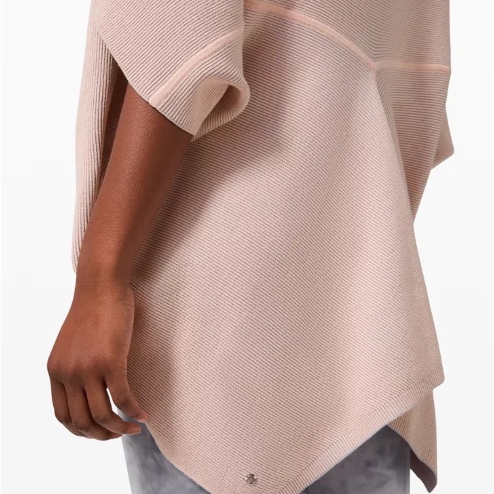 Lululemon Exaltation Wrap Reversible Pink / Violet